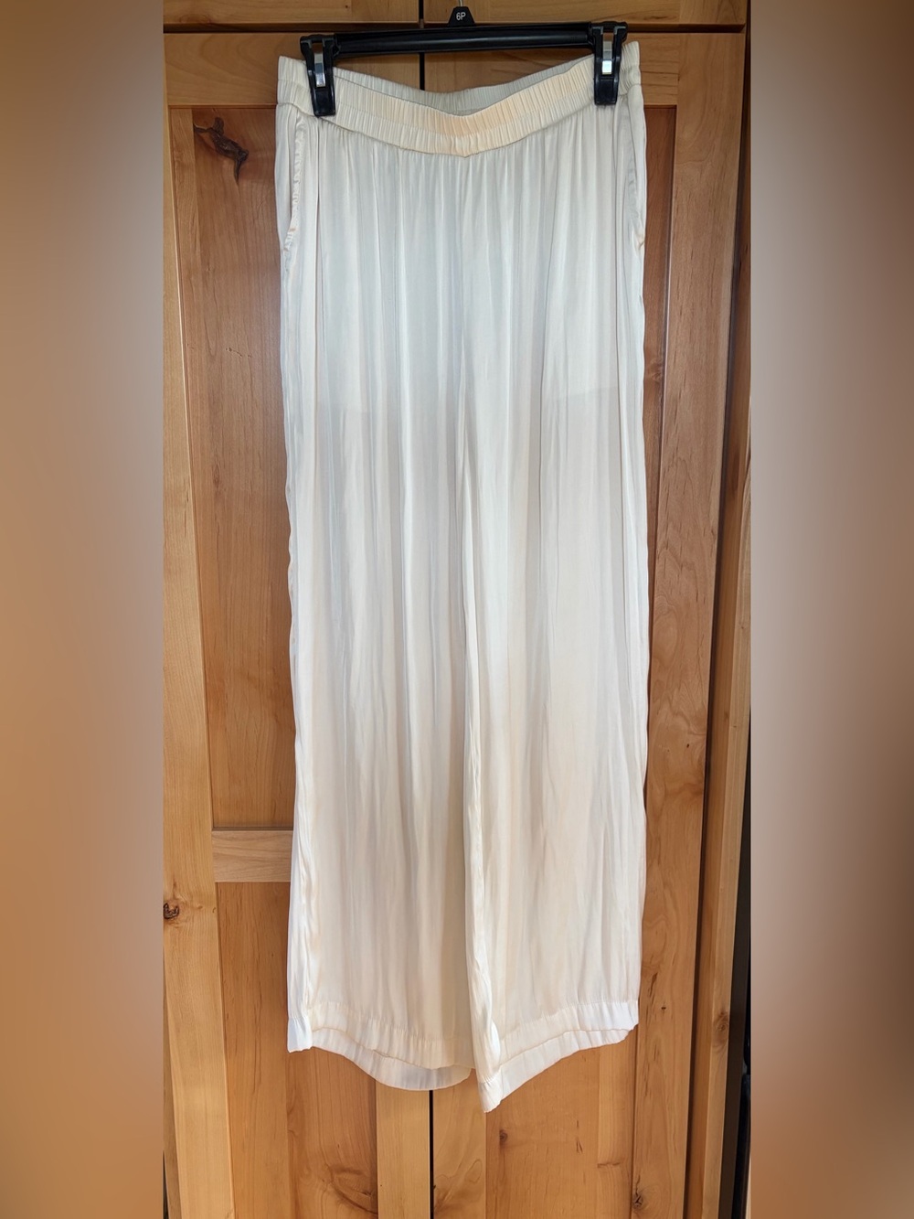 Ascot and Hart Ivory Flowing lightweight pleated beach pants wide leg small S